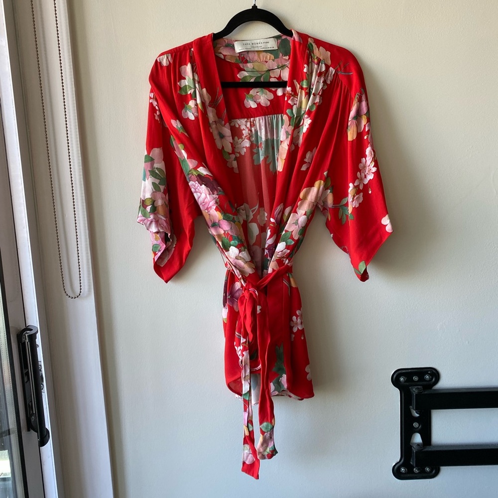 Zara Red Floral Wrap Kimono Top